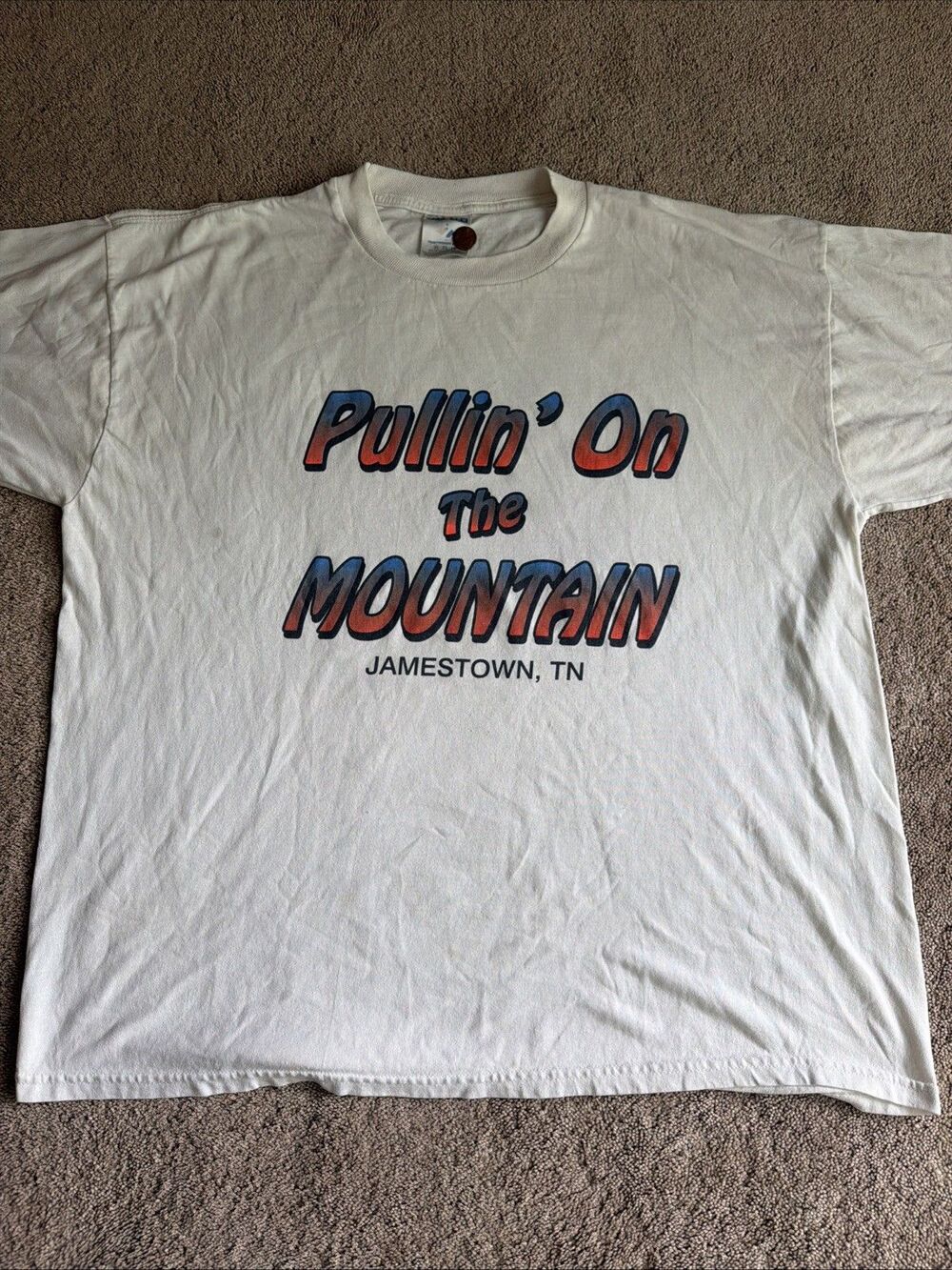 VTG Jerzees Jamestown TN Pullin On The Mountain Tractor Truck Pull Y2K XL Shirt